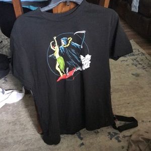 Billabong shirt size medium